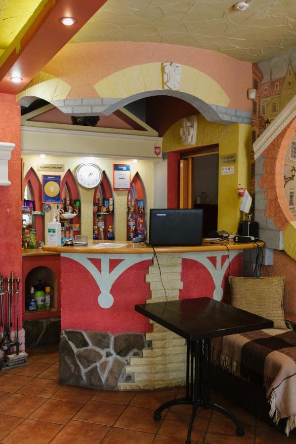 Hotel Mala Praha Użhorod Zewnętrze zdjęcie